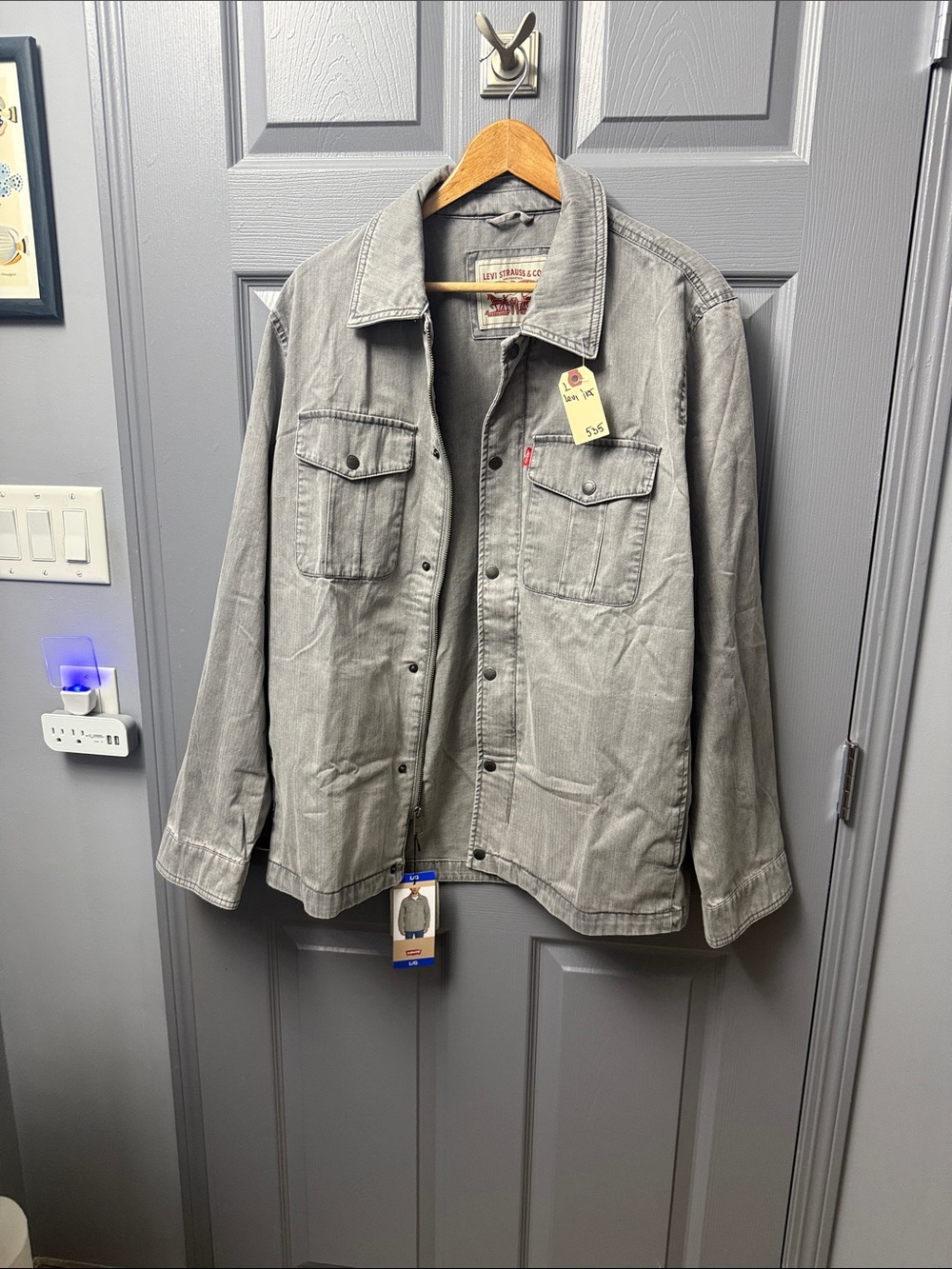 Levi's Men's Light Gray Denim Shirt Jacket